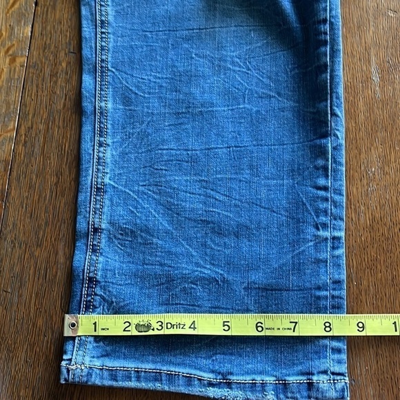 Lane Bryant Genius Fit distressed crop jeans size 18 - Picture 12 of 16